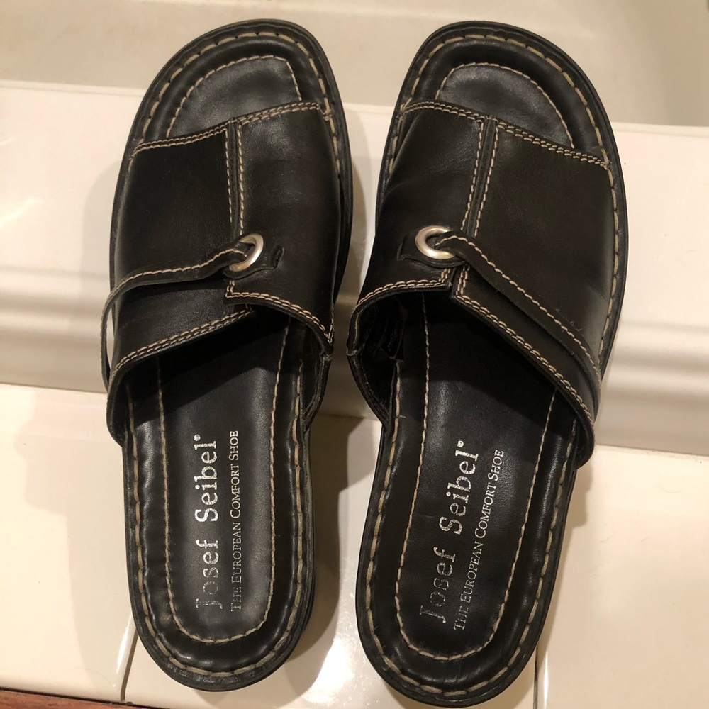 Joseph Seibel black sandal